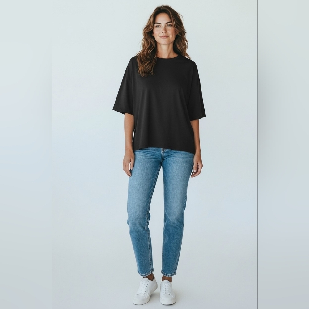 GiGio USA Black Oversized Cropped Top | Size MBrand: GiGio USASize: MediumCol